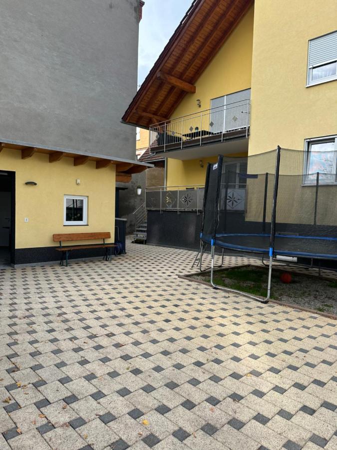 Gehobene Souterrain Ferienwohnung Lahr, Europapark Mietersheim Exterior foto